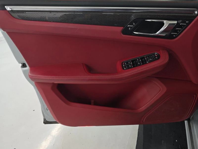 Porsche Macan S* PDK* ПОДГРЕВ* КАМЕРА* КЕЙЛЕС* LANE* ASSIST, снимка 7 - Автомобили и джипове - 52699537