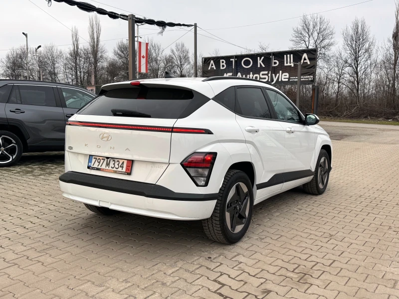 Hyundai Kona Long Range * 65.4kWh * Distronic * Full LED * , снимка 4 - Автомобили и джипове - 52677275