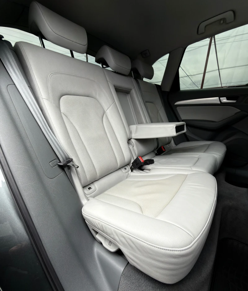 Audi Q5 3.0D* 245HP* 3XS-LINE* QUATTRO* СОБСТВЕН ЛИЗИНГ, снимка 10 - Автомобили и джипове - 53478446