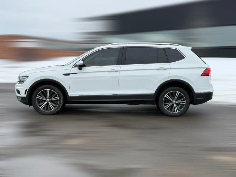 VW Tiguan 6+ 1 Highline 4MOTION* DIGITAL* Fender* PANORAMA* , снимка 2 - Автомобили и джипове - 53508721