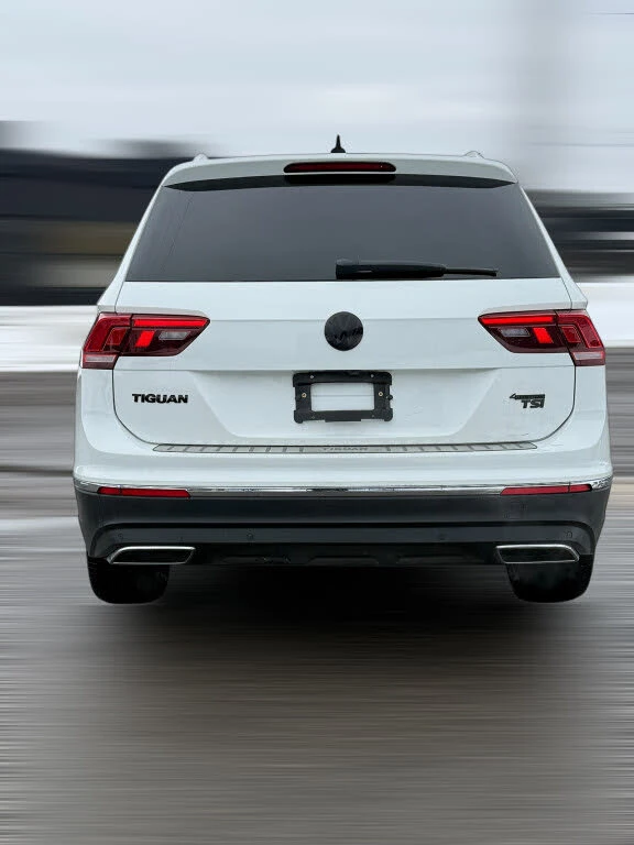 VW Tiguan 6+ 1 Highline 4MOTION* DIGITAL* Fender* PANORAMA*  - изображение 4