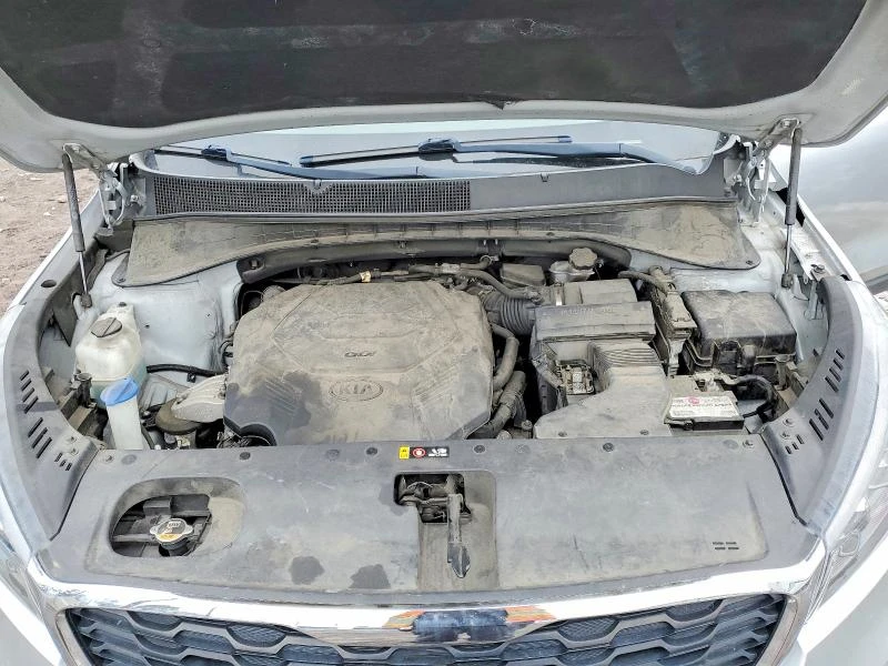 Kia Sorento 3.3L 6 ALL WHEEL DRIVE, снимка 13 - Автомобили и джипове - 53683119