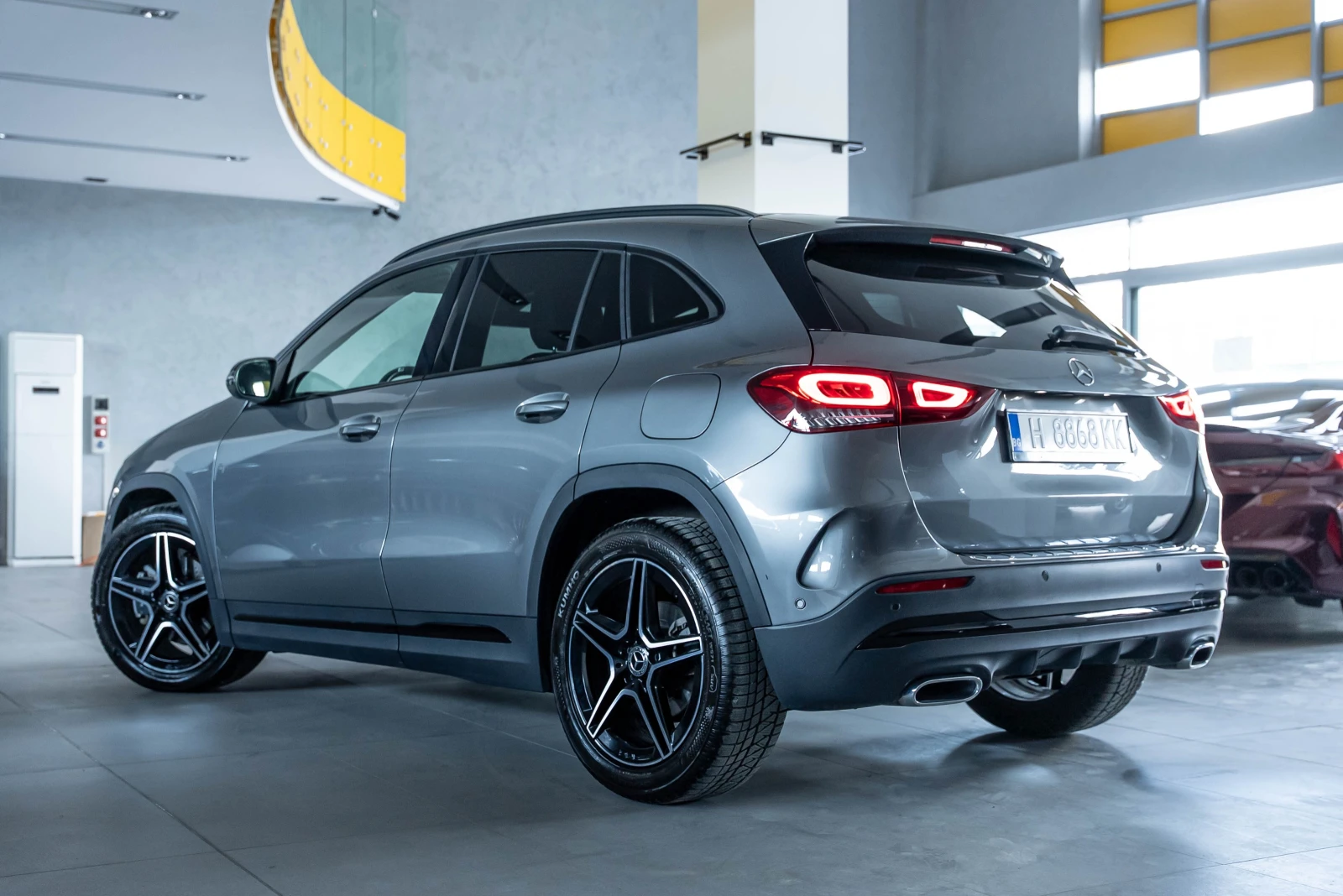 Mercedes-Benz GLA 200  - изображение 4