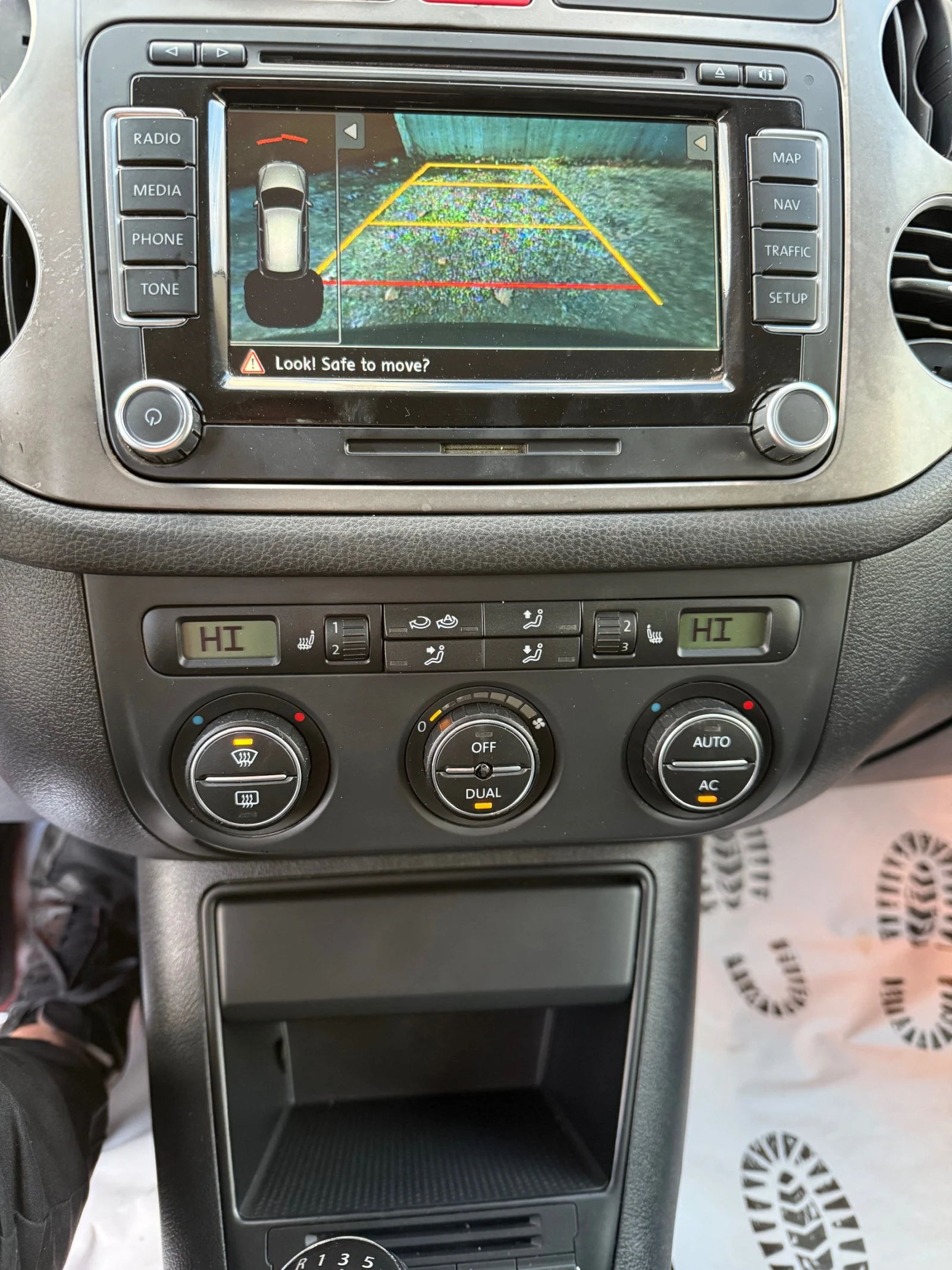 VW Tiguan 4х4 нави кожа - изображение 8