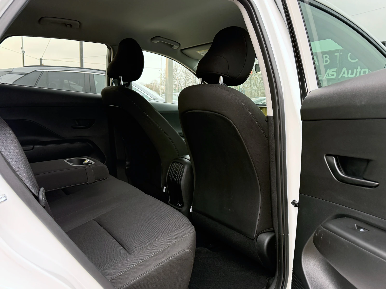 Hyundai Kona Long Range * 65.4kWh * Distronic * Full LED *  | Mobile.bg   11