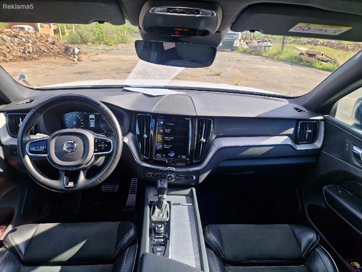 Volvo XC60 R LINE - изображение 4