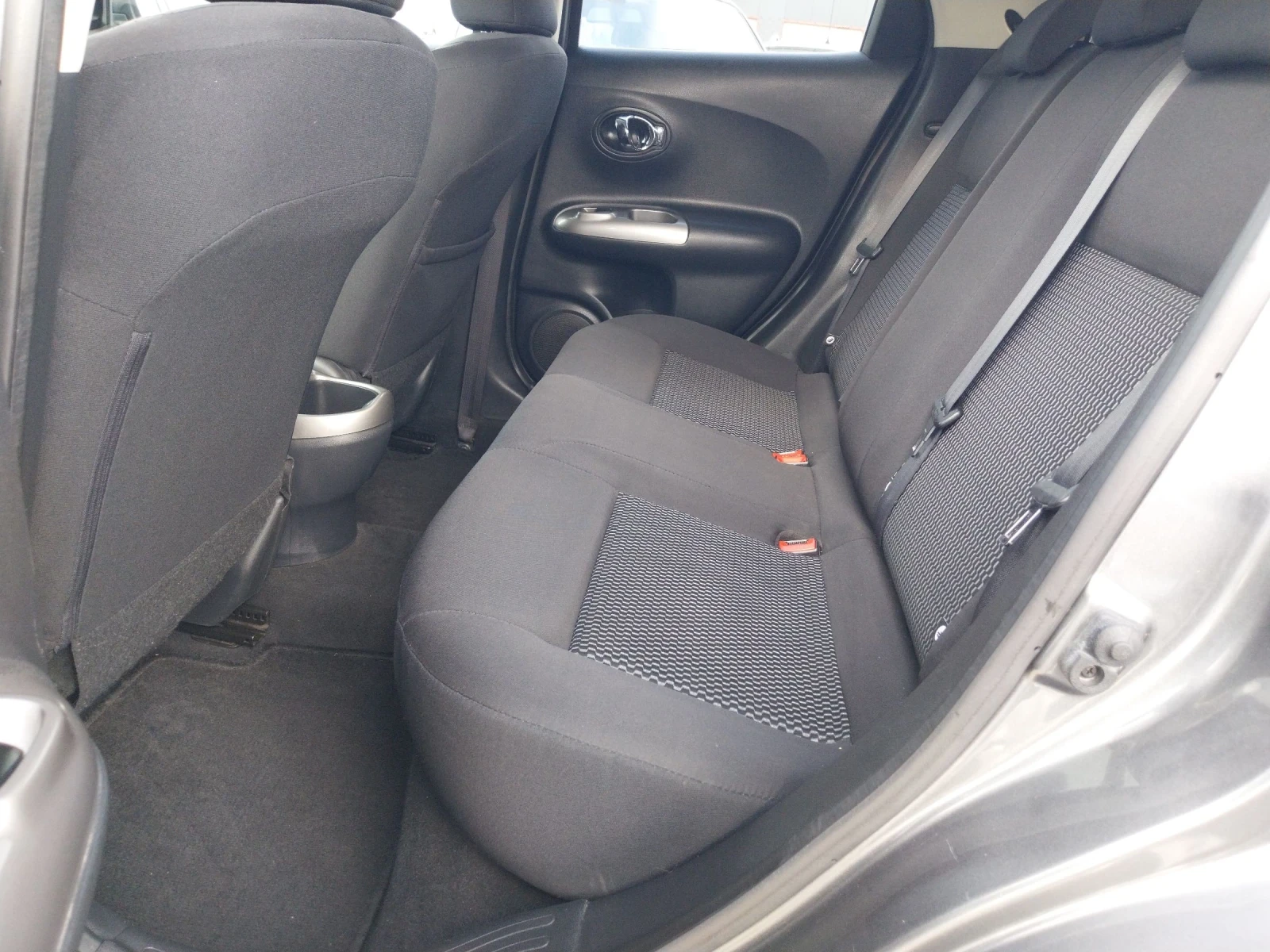 Nissan Juke 1.5 DCI, снимка 10 - Автомобили и джипове - 53807463