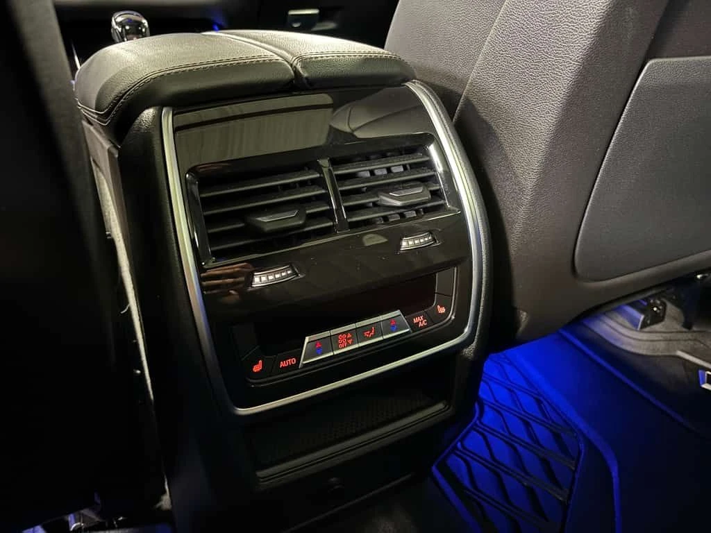 BMW X5 * xDrive40i| AWD| MPACKAGE| NAV| DAVITGRAY| HUD| A, снимка 12 - Автомобили и джипове - 53812958