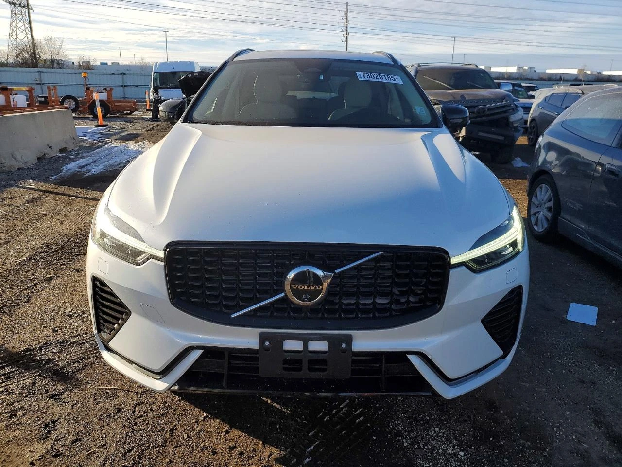 Volvo XC60 * PLUG-IN HYBRID* , снимка 5 - Автомобили и джипове - 54062135