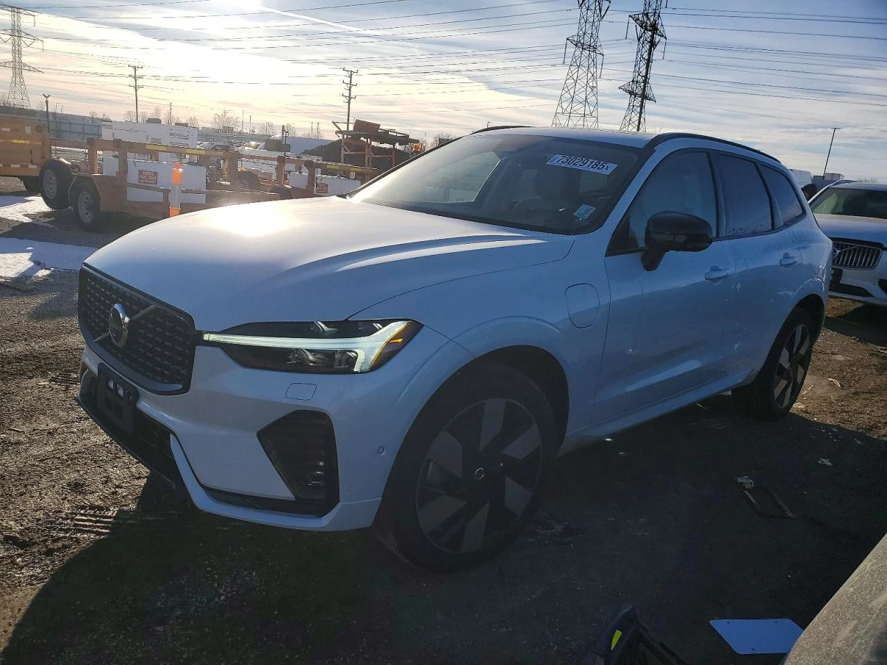 Volvo XC60 * PLUG-IN HYBRID* , снимка 2 - Автомобили и джипове - 54062135