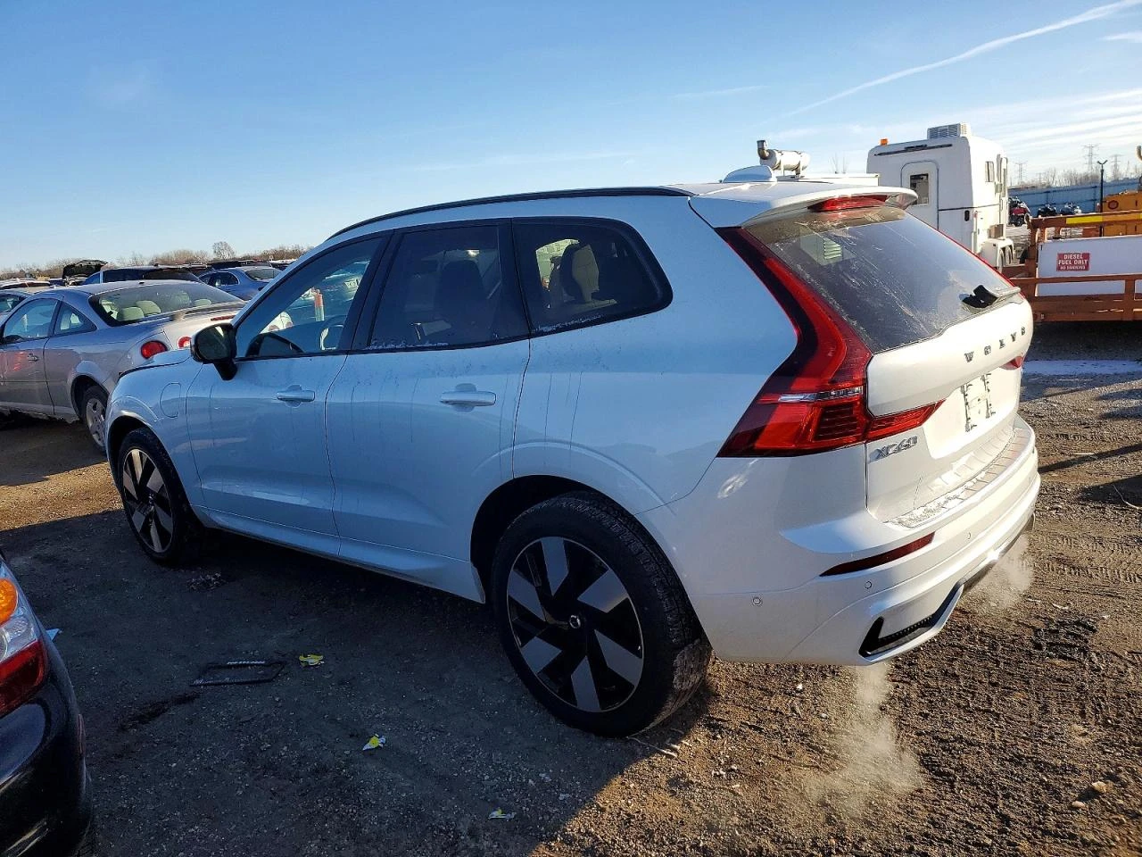 Volvo XC60 * PLUG-IN HYBRID* , снимка 3 - Автомобили и джипове - 54062135
