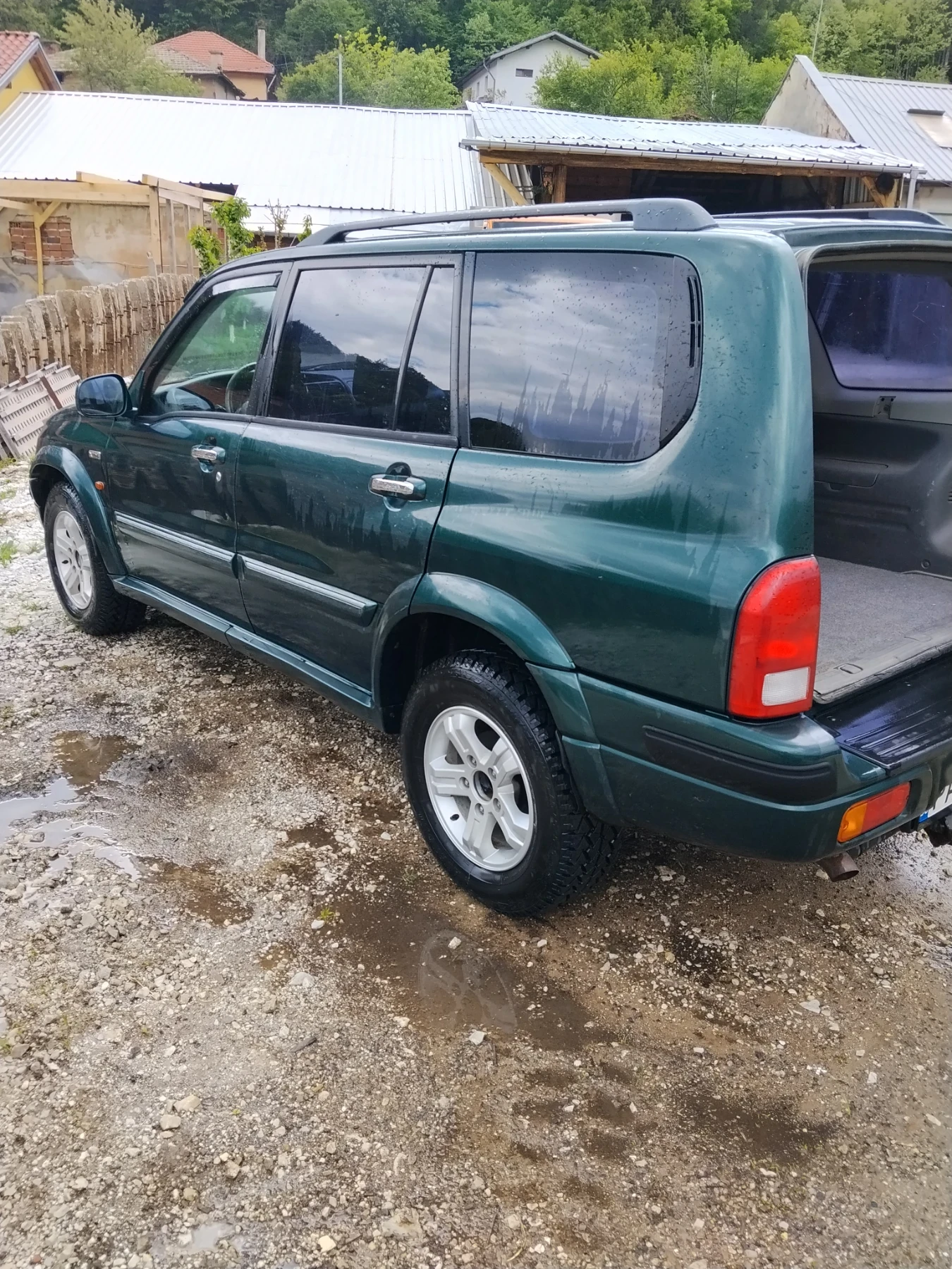 Suzuki Grand vitara, снимка 4 - Автомобили и джипове - 54387339