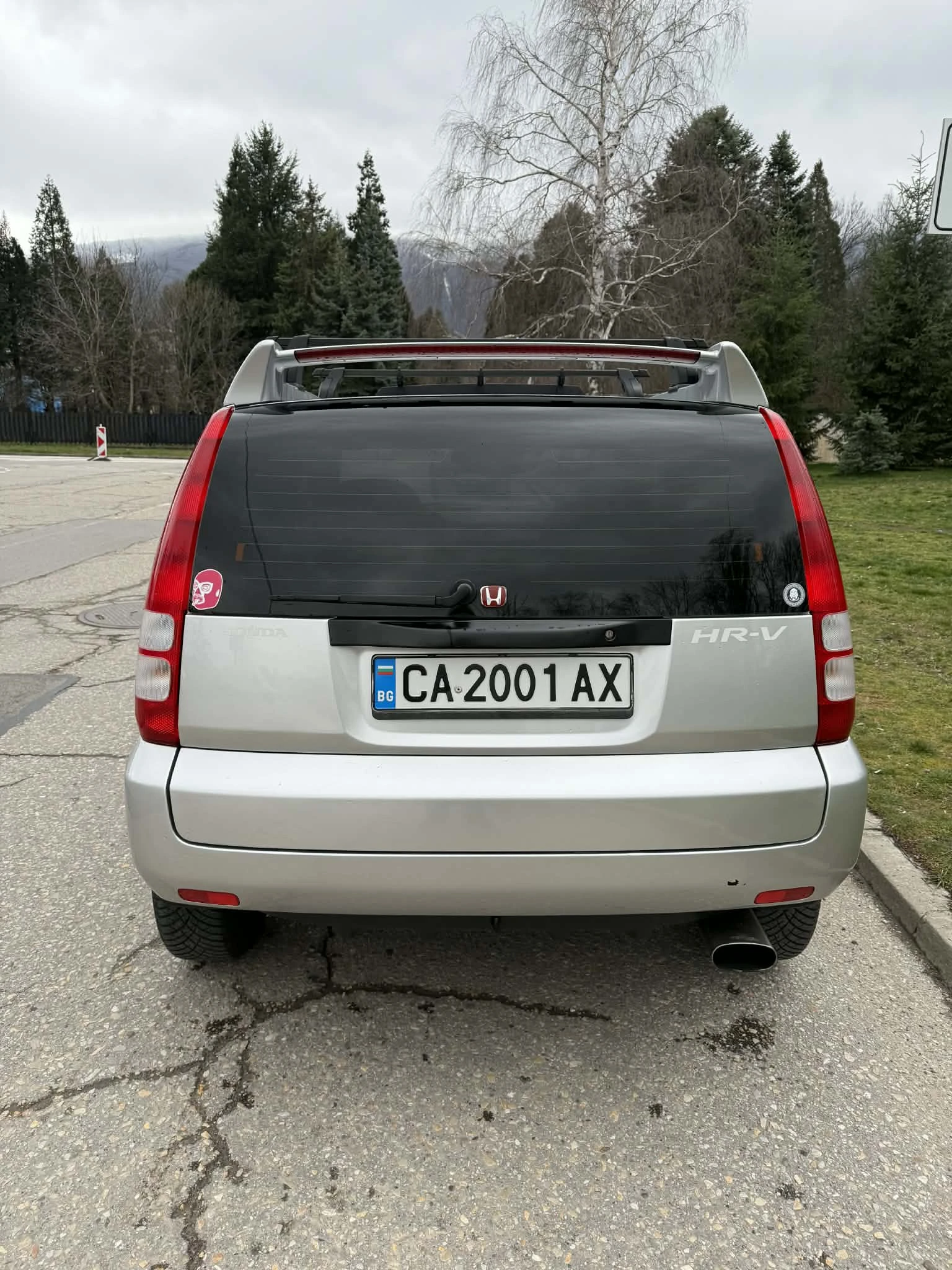 Honda Hr-v 4WD, снимка 8 - Автомобили и джипове - 54840501