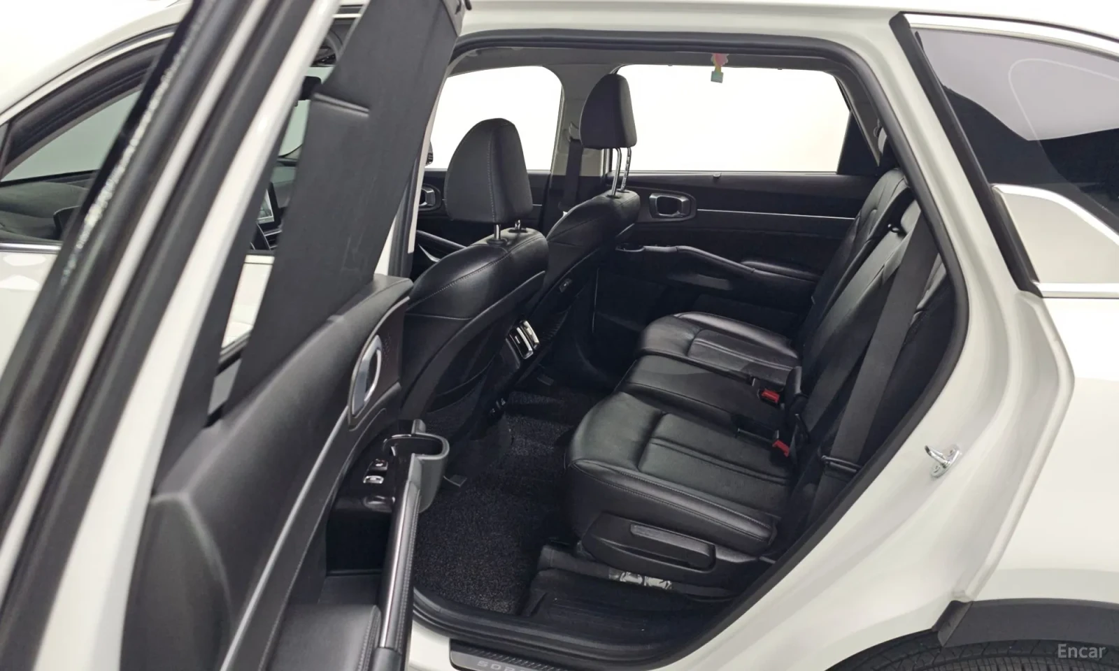 Kia Sorento SIGNATURE 2.5T 4WD FULL EXTRA 10 000 KM, снимка 13 - Автомобили и джипове - 54909555