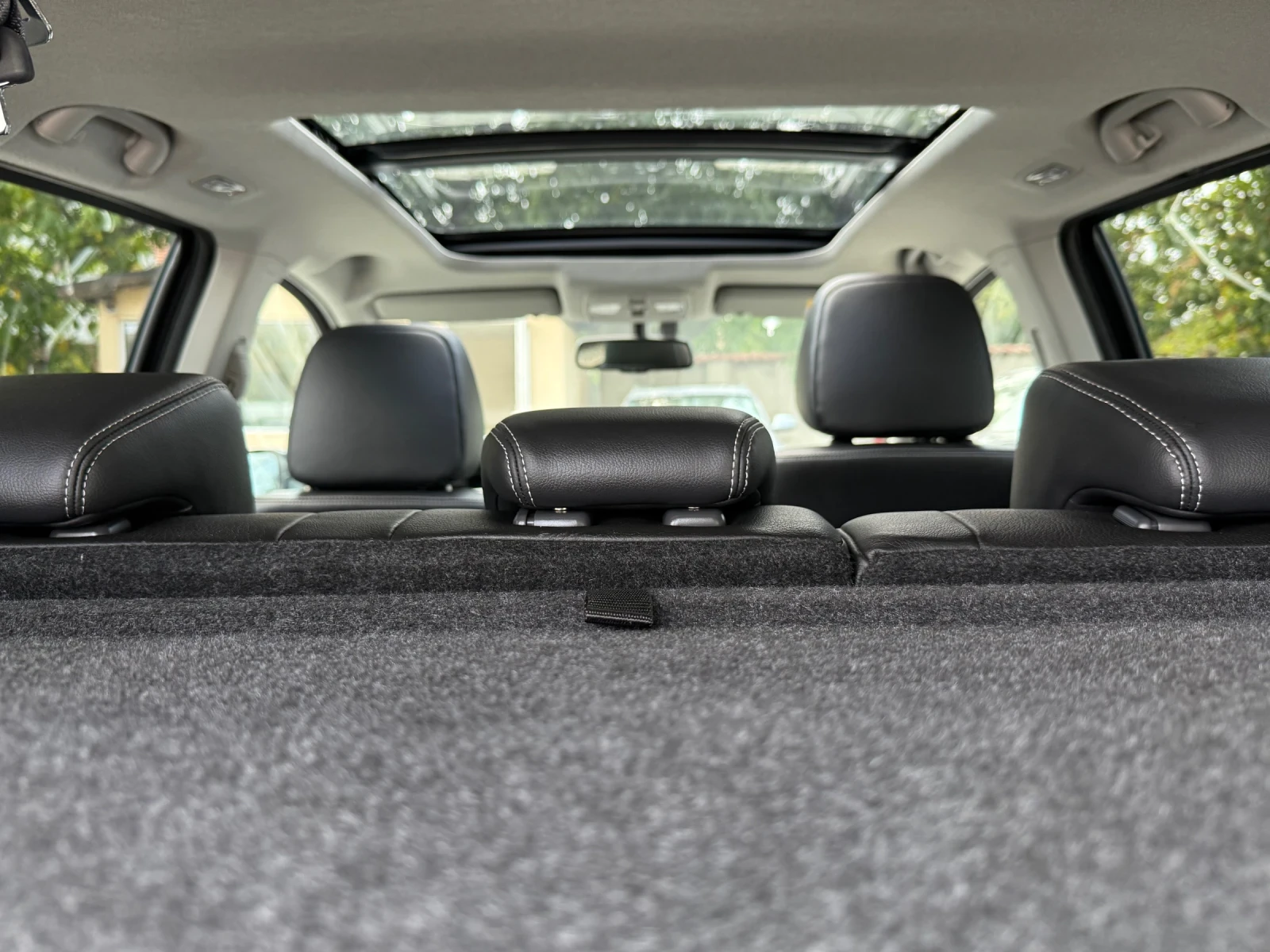 Suzuki SX4 S-Cross 1.6i Sergio Sellano Top - 4X4 - 132000kм -AВТОМАТ!, снимка 8 - Автомобили и джипове - 55873057