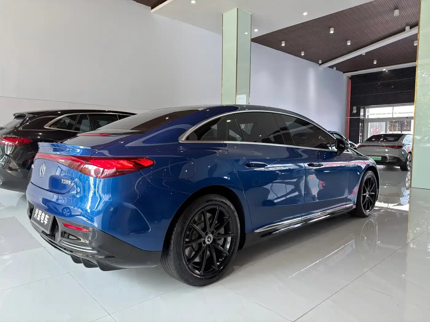 Mercedes-Benz EQE 350 Pioneer Edition | 360 ������ | �������� |  | Mobile.bg � ����������� 10