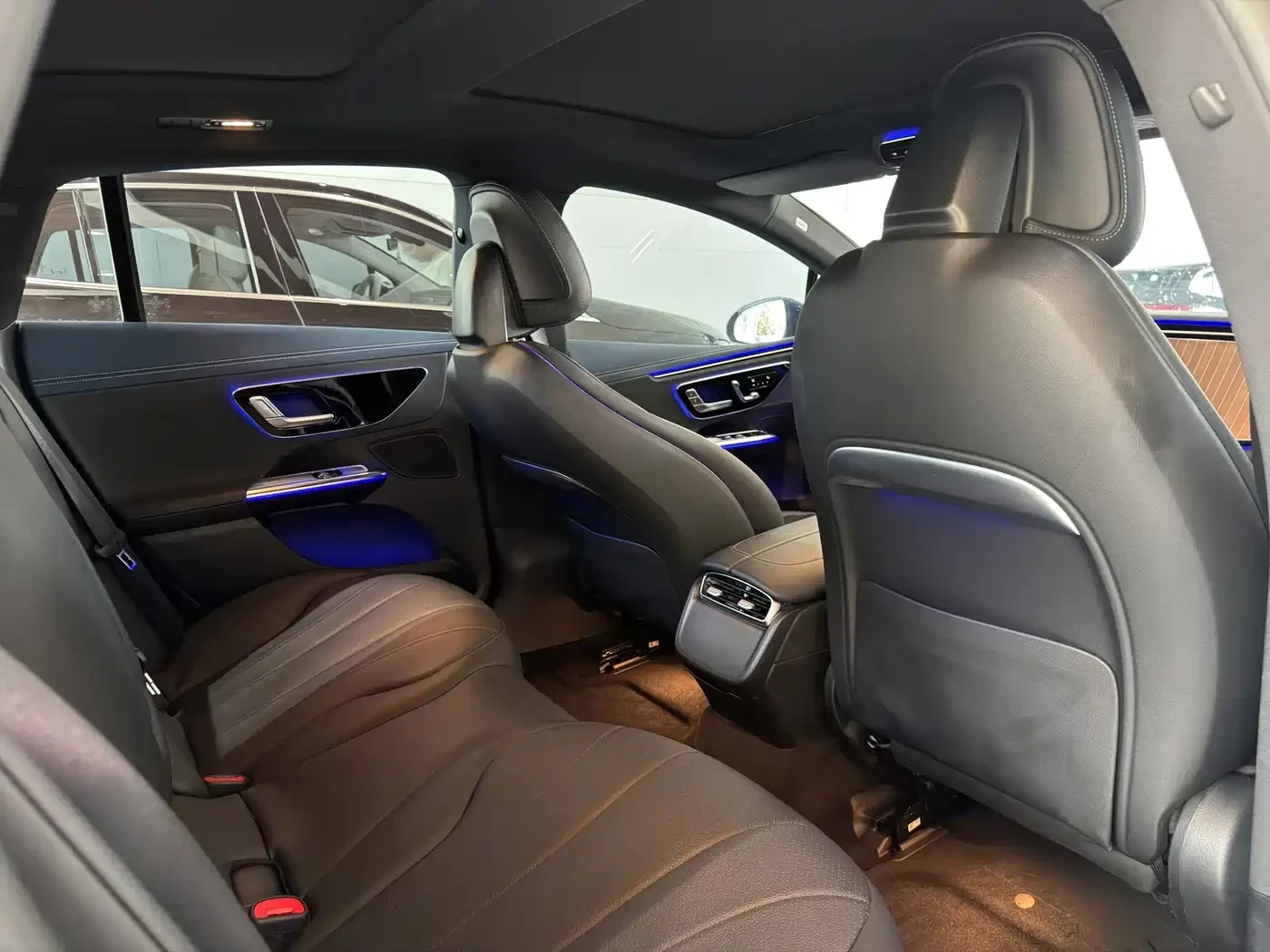 Mercedes-Benz EQE 350 Pioneer Edition | 360 ������ | �������� |  | Mobile.bg � ����������� 6