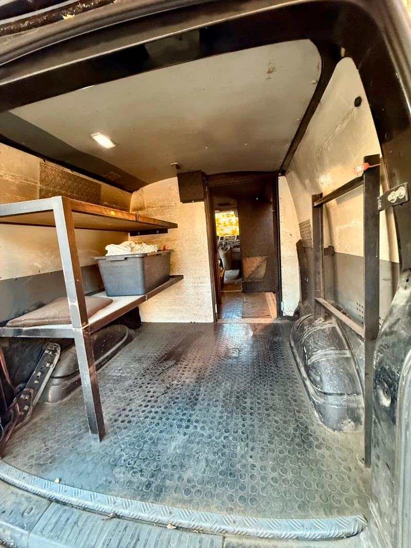 VW Transporter WV t5 1.9TDI, снимка 8 - Бусове и автобуси - 52216495