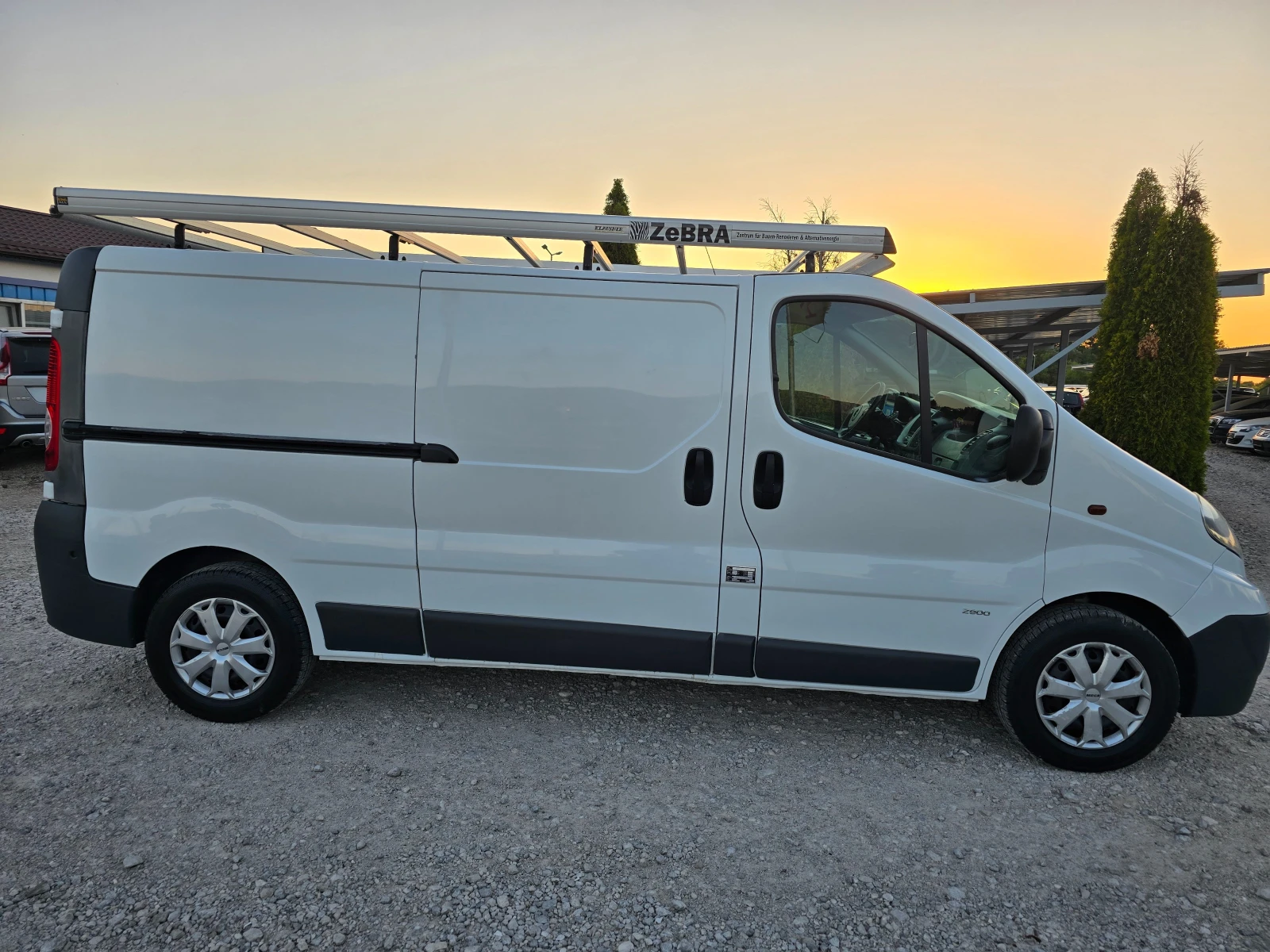 Opel Vivaro 2, 0 D КЛИМАТИК ДЪЛГА БАЗА !! РЕАЛНИ КМ. ЕВРО 5 !! - изображение 6