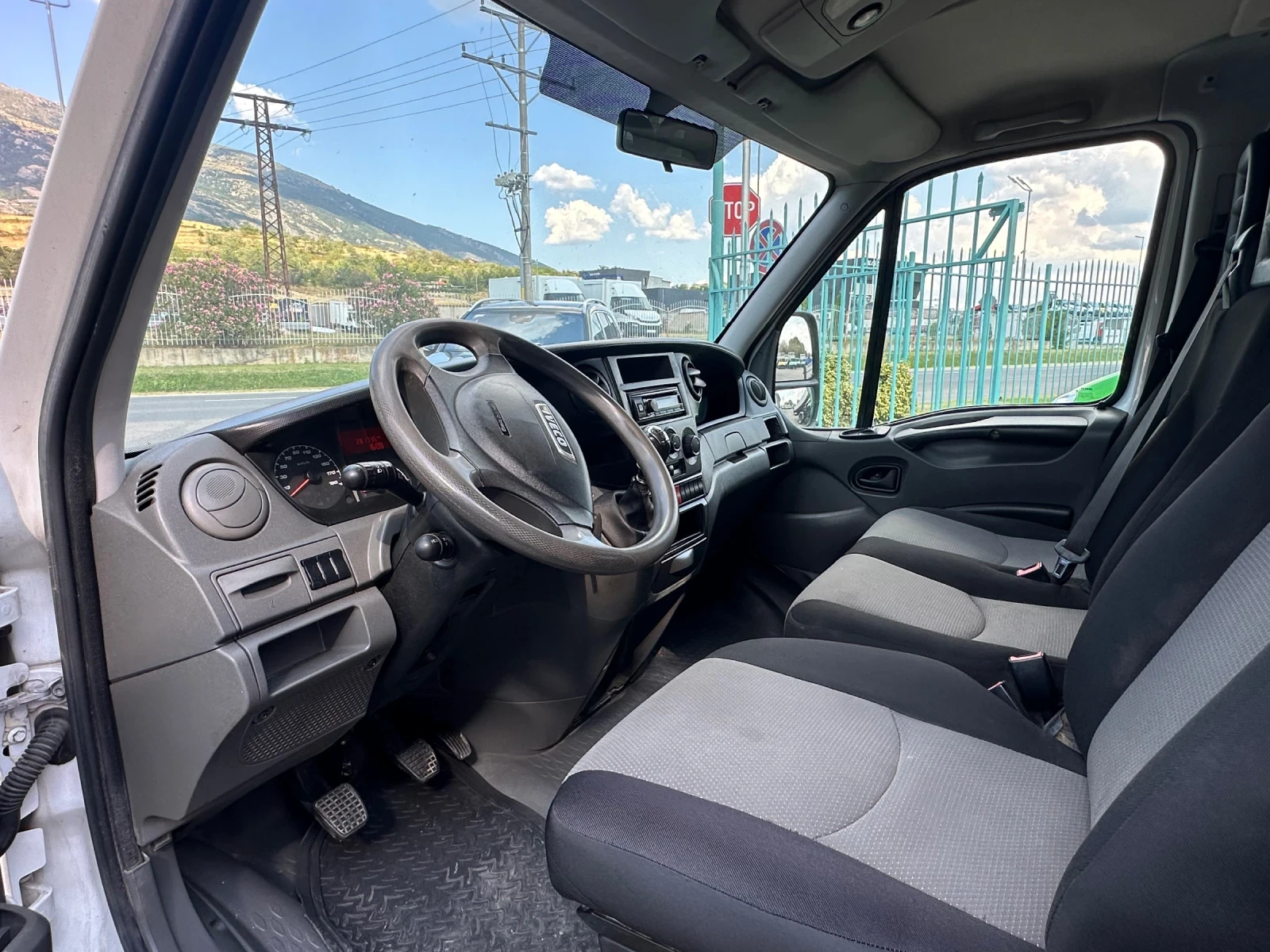 Iveco Daily 3.0HPI* 35C15* 4.10 метра каросерия, снимка 6 - Бусове и автобуси - 55588702