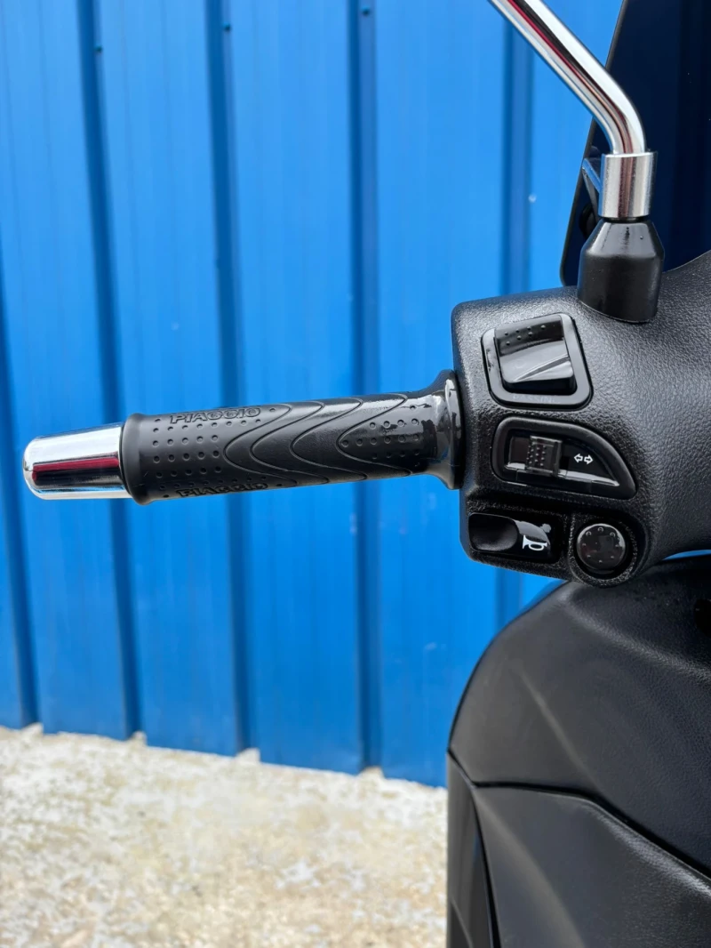 Piaggio Beverly 350 Police ABS ASR, снимка 7 - Мотоциклети и мототехника - 52697389