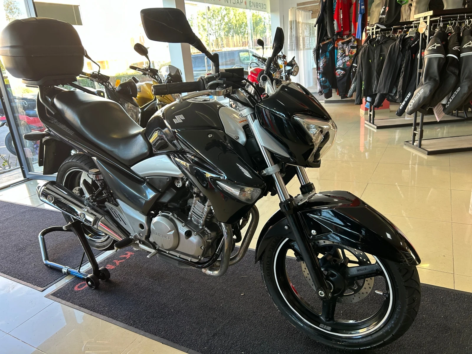 Suzuki Inazuma 250 - изображение 2