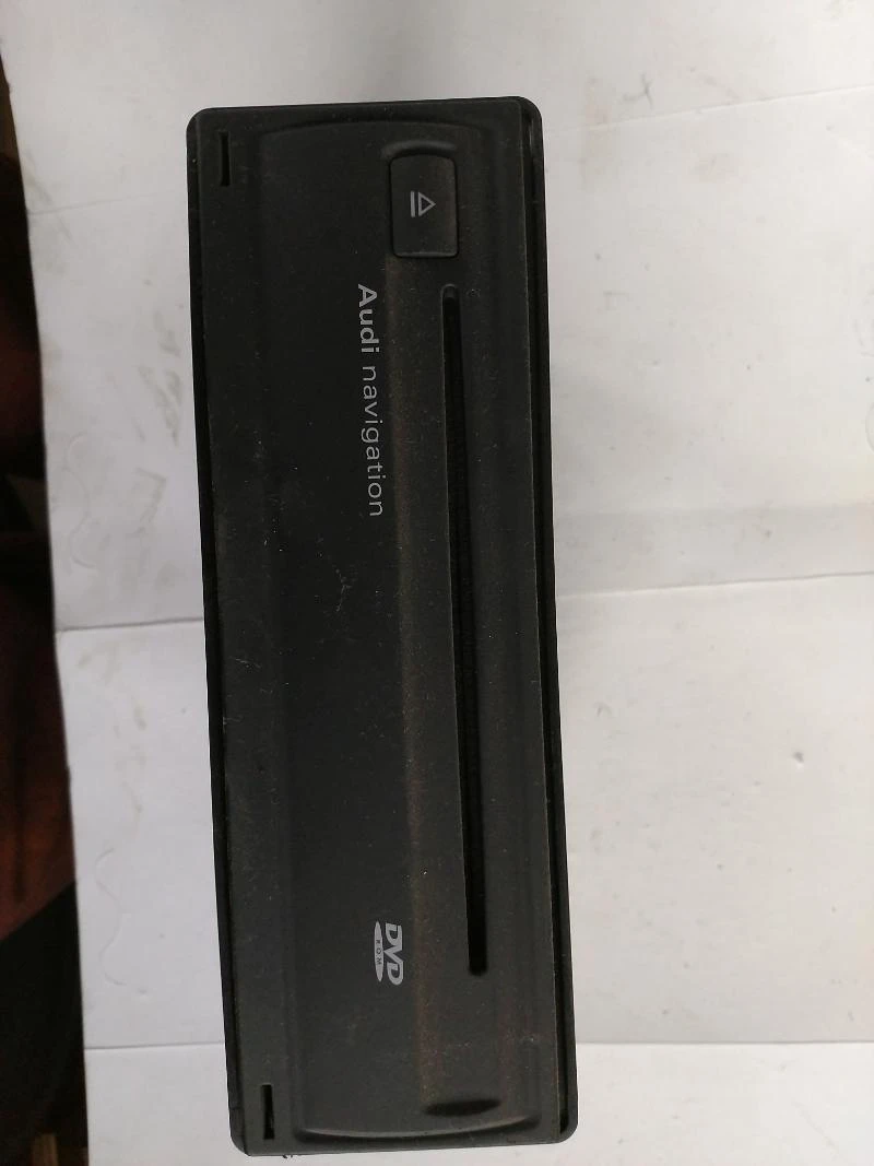 Интериор и аксесоари за Audi A8