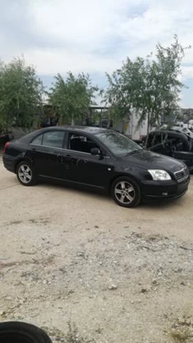 Toyota Avensis 2.2 D4D , снимка 2