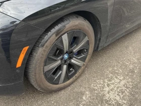 BMW iX xDrive50 * Harman Kardon * Масаж * Автокредит * , снимка 15