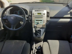 Toyota Corolla verso, снимка 3