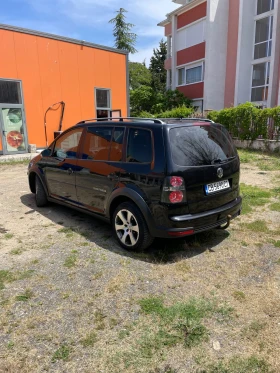 Обява за продажба на VW Touran KROSS ~13 300 лв. - изображение 3