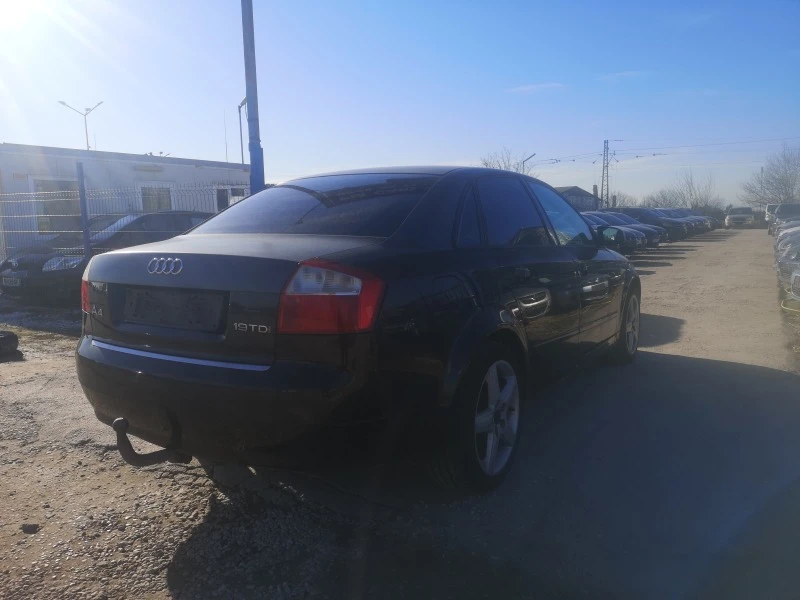 Audi A4 1.9 139кс., снимка 6 - Автомобили и джипове - 39172991