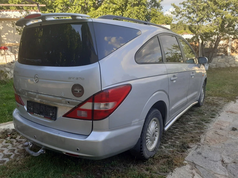 Ssang yong Rodius, снимка 6 - Автомобили и джипове - 47302905