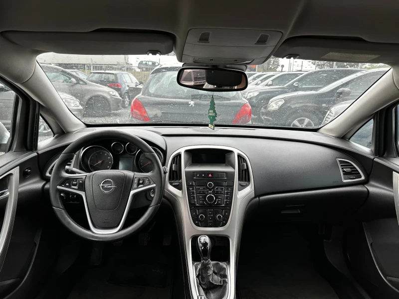 Opel Astra 1.4i EU5, снимка 7 - Автомобили и джипове - 47090134