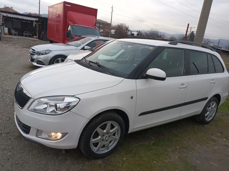 Skoda Fabia, снимка 2 - Автомобили и джипове - 48992874