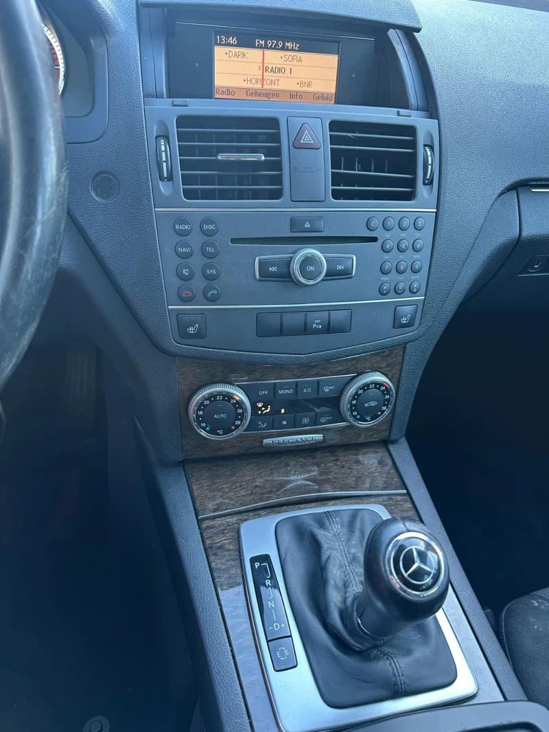 Mercedes-Benz C 220 C220, снимка 8 - Автомобили и джипове - 49074323