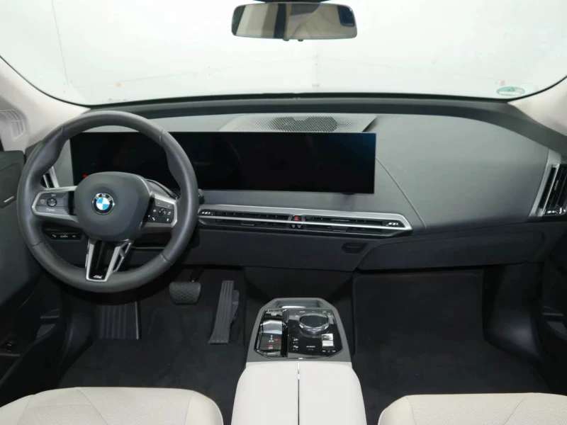 BMW iX xDrive50/523HP/SPORT/360/AHK/H&K/ACC/NAVI/LED/495g, снимка 6 - Автомобили и джипове - 52170047