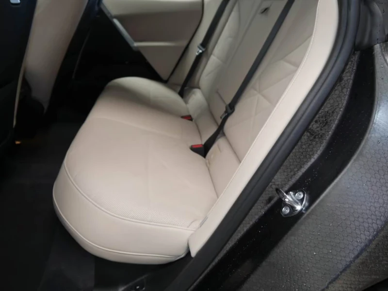 BMW iX xDrive50/523HP/SPORT/360/AHK/H&K/ACC/NAVI/LED/495g, снимка 10 - Автомобили и джипове - 52170047