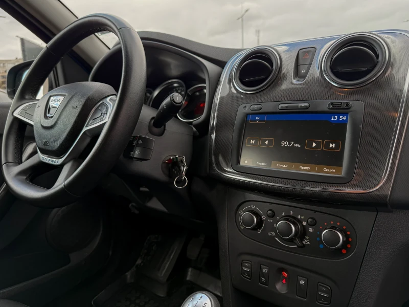 Dacia Sandero Stepway * От България, снимка 11 - Автомобили и джипове - 52622358