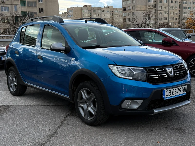 Dacia Sandero Stepway * От България, снимка 3 - Автомобили и джипове - 52622358