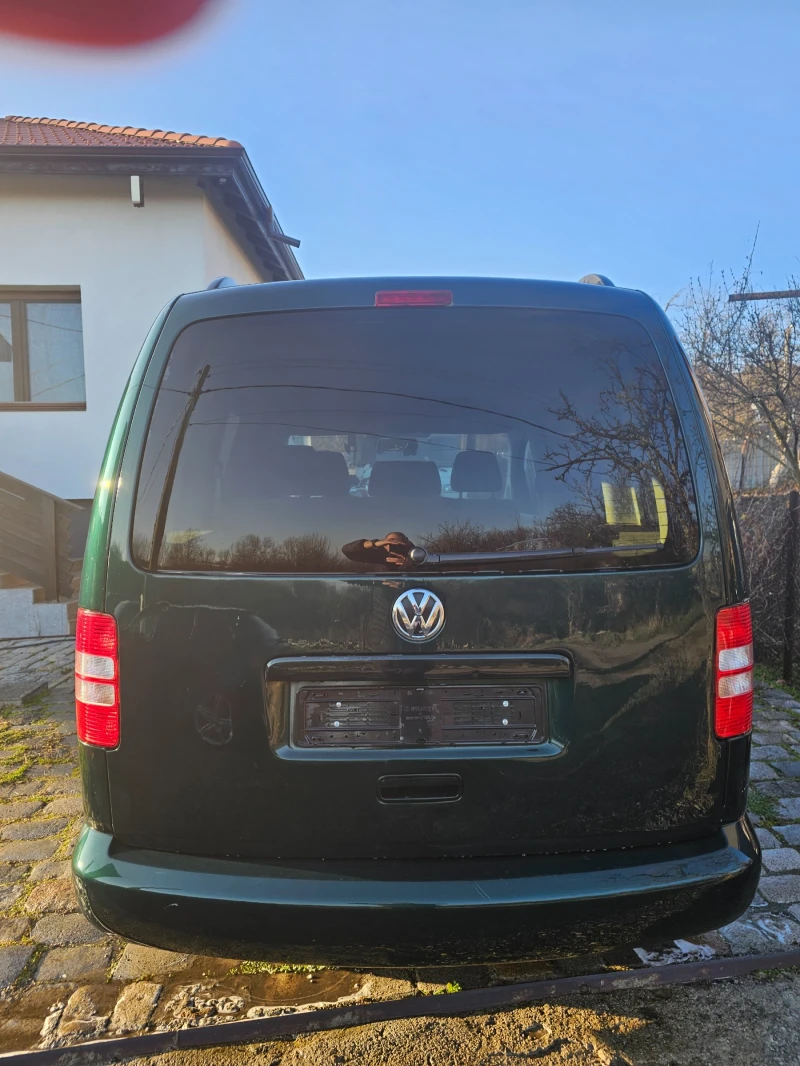VW Caddy Пътническо, снимка 5 - Автомобили и джипове - 52867150