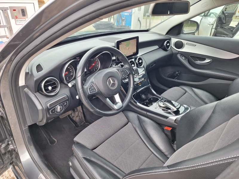 Mercedes-Benz C 400, снимка 5 - Автомобили и джипове - 53590269
