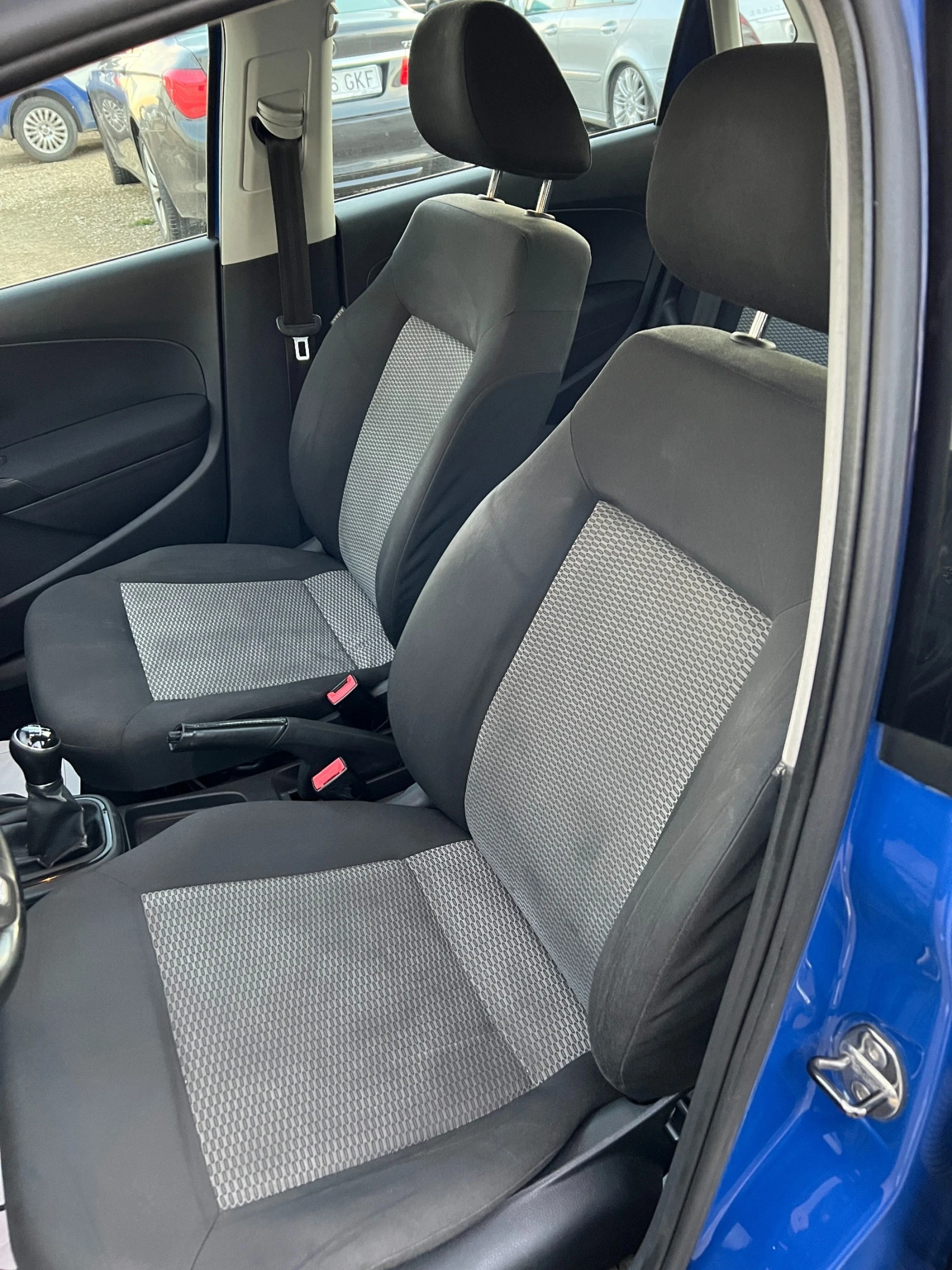 VW Polo 1.6TDI- 90к.с.  | Mobile.bg — изображение 11