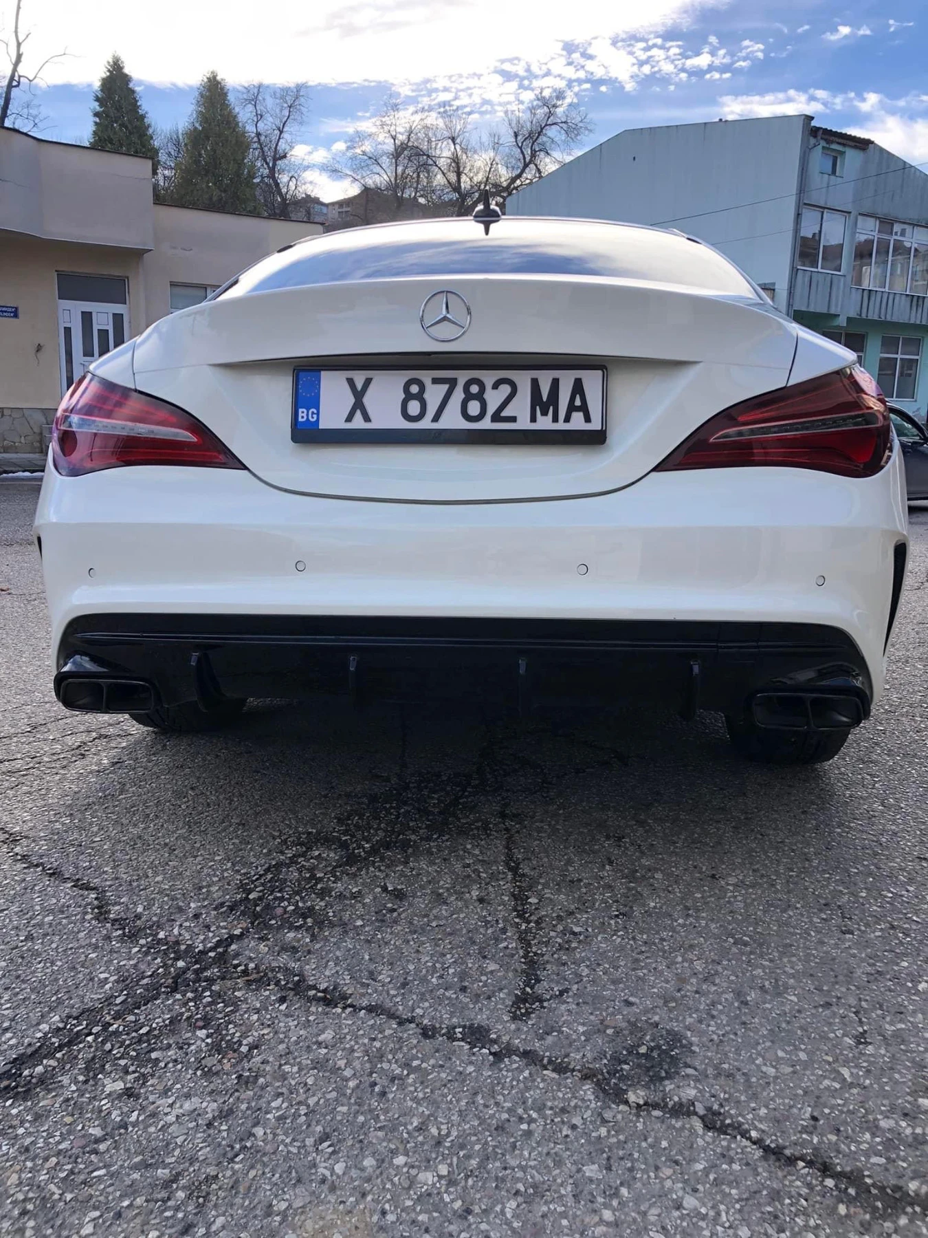 Mercedes-Benz CLA 220 Distronic - изображение 4