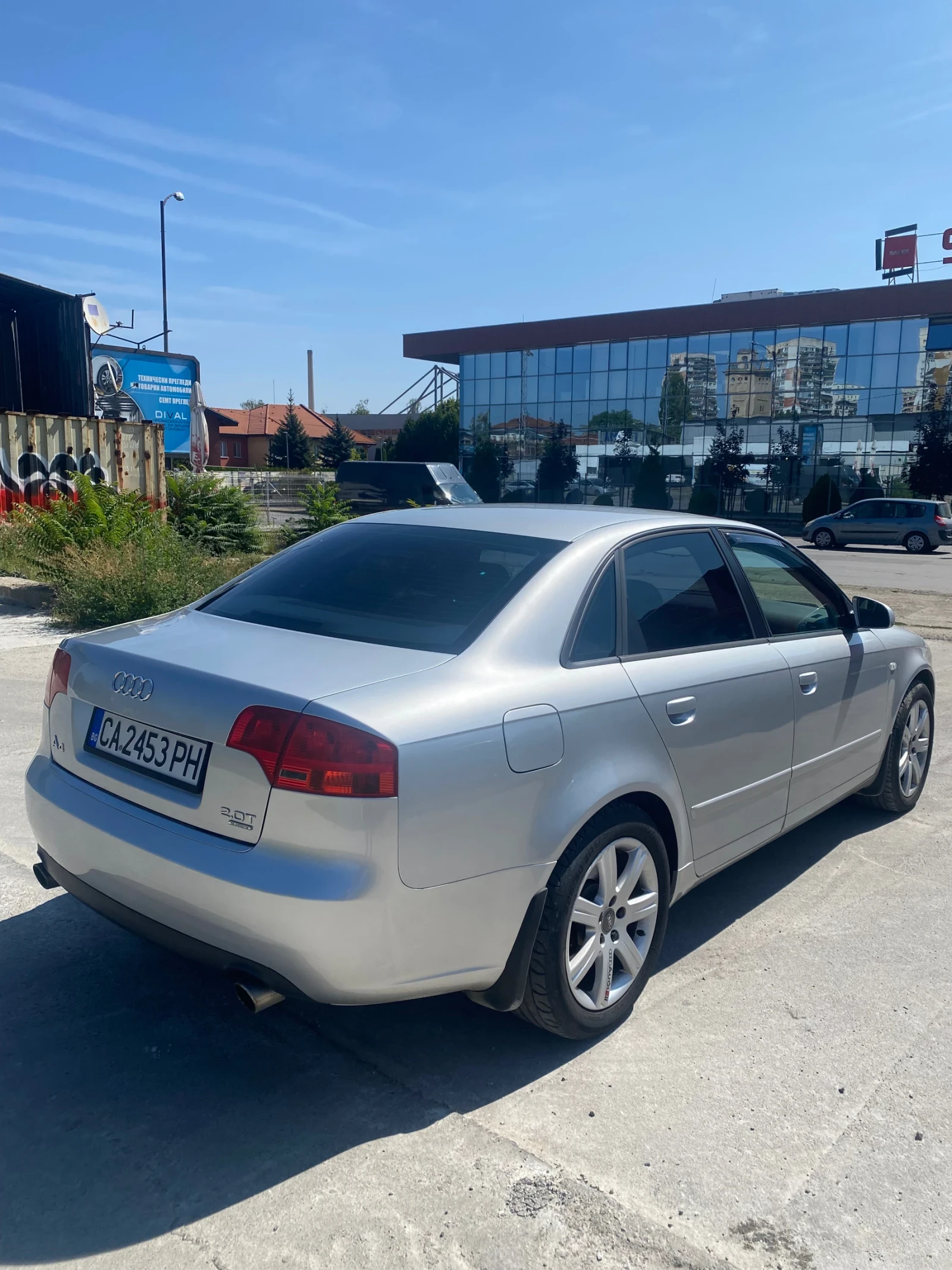 Audi A4 2.0 TFSI Quattro  - изображение 9