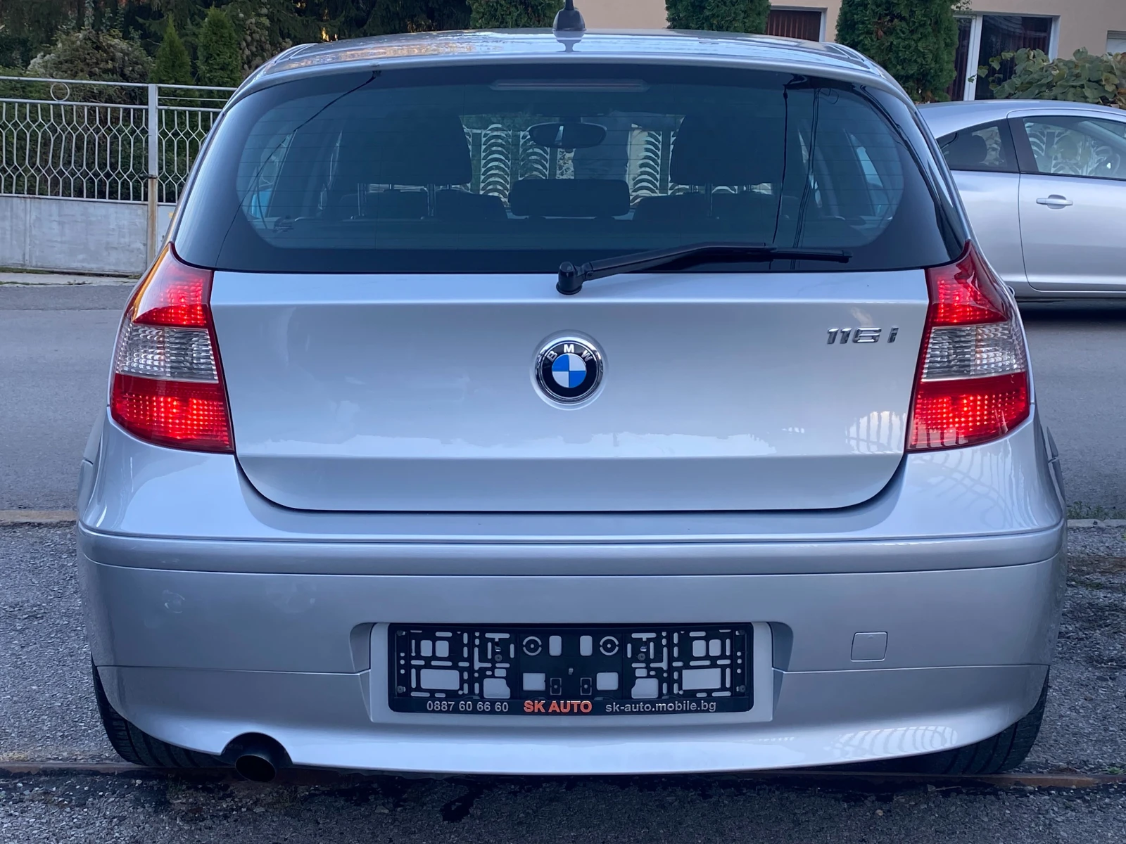 BMW 116 1.6i-115k.s-EURO4-2007g-6ск.-КЛИМАТРОНИК - изображение 5