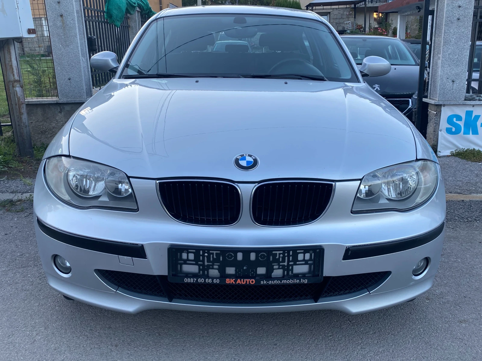 BMW 116 1.6i-115k.s-EURO4-2007g-6ск.-КЛИМАТРОНИК - изображение 2