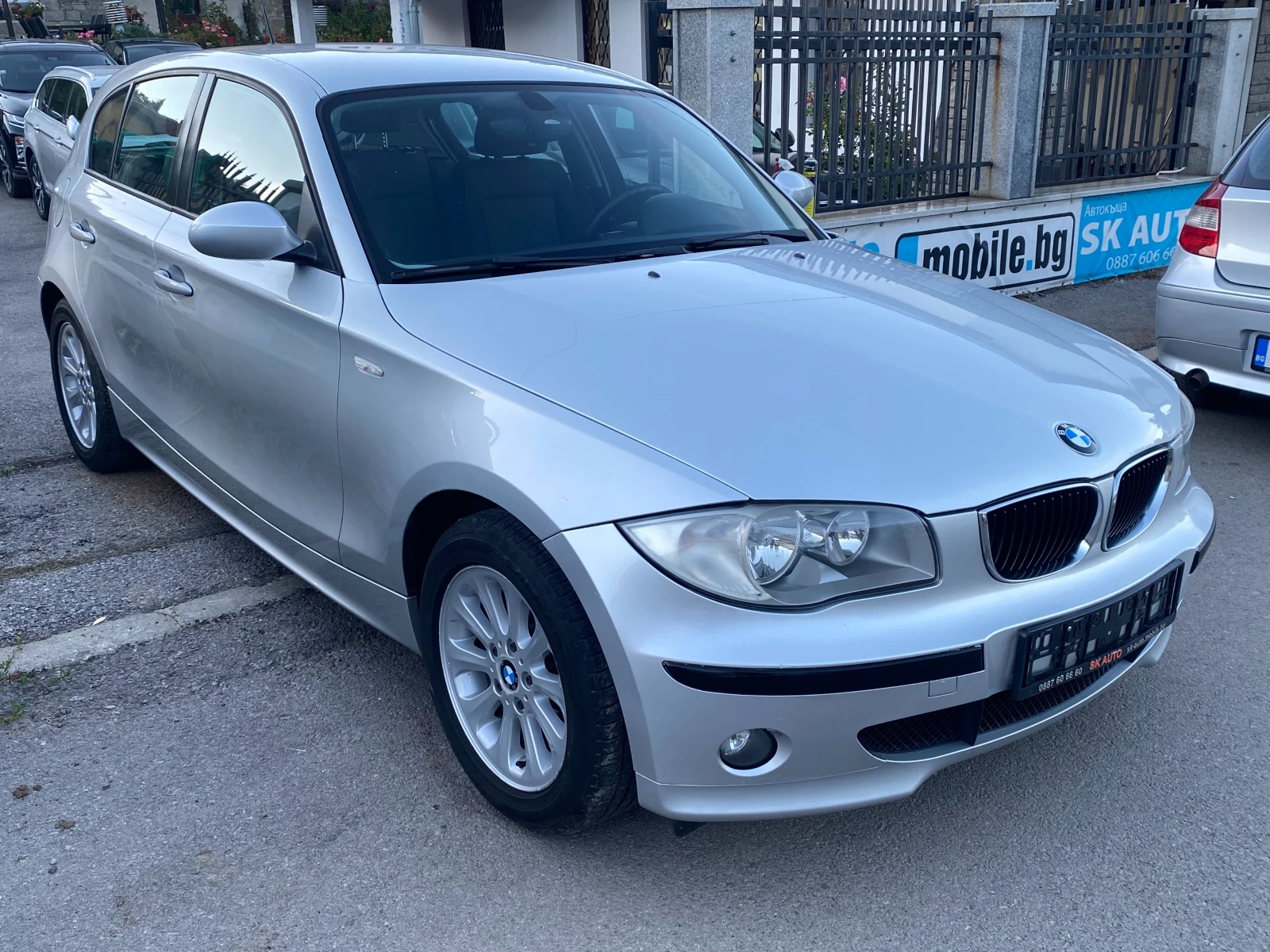 BMW 116 1.6i-115k.s-EURO4-2007g-6ск.-КЛИМАТРОНИК - изображение 3