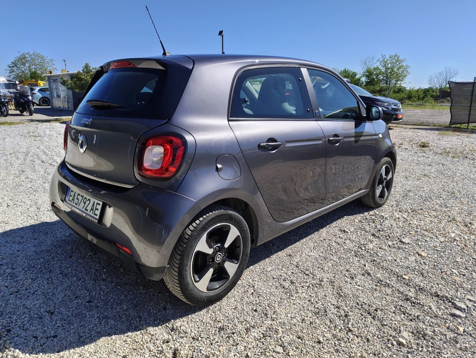 Smart Forfour EQ ЛИЗИНГ , снимка 4 - Автомобили и джипове - 51442959