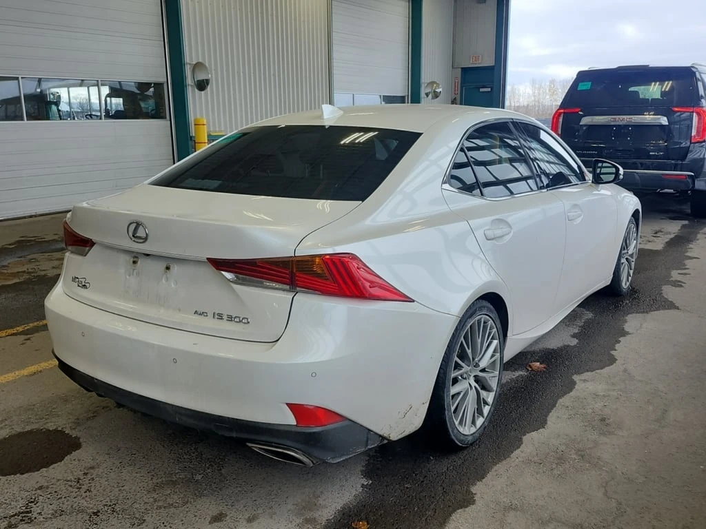 Lexus IS * 300 * CARFAX *    | Mobile.bg   3